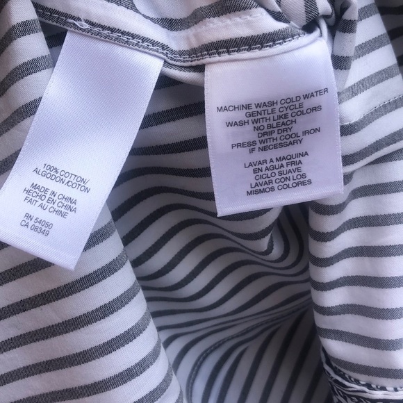 Jones New York black and white button down - Picture 7 of 7
